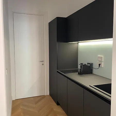 Apartment Chiaia N 24 Naples